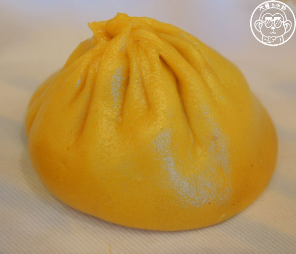 樂天皇朝(微風信義)：呷飽祙【台北信義･樂天皇朝】八色小籠包來台插旗