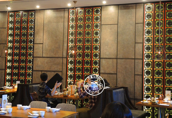 樂天皇朝(微風信義)：呷飽祙【台北信義･樂天皇朝】八色小籠包來台插旗