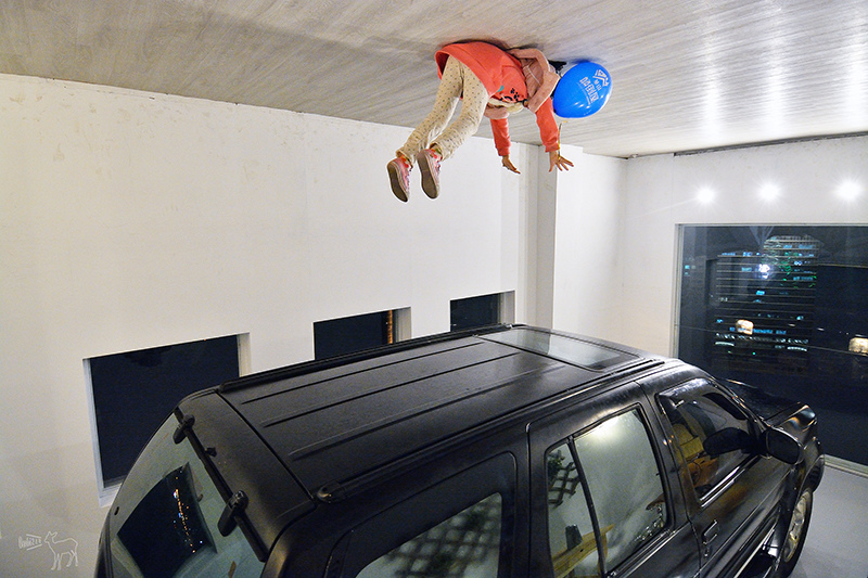 華山顛倒屋 傢具車子飛起來!照片變得像魔法好有趣!台北親子旅遊景點,捷運忠孝新生站善導寺站