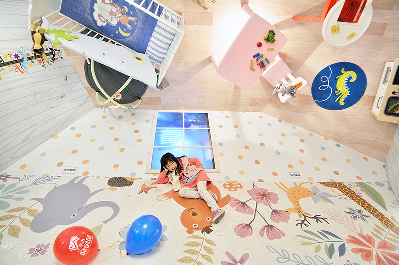 華山顛倒屋 傢具車子飛起來!照片變得像魔法好有趣!台北親子旅遊景點,捷運忠孝新生站善導寺站