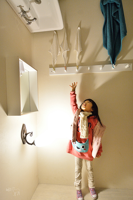 華山顛倒屋 傢具車子飛起來!照片變得像魔法好有趣!台北親子旅遊景點,捷運忠孝新生站善導寺站