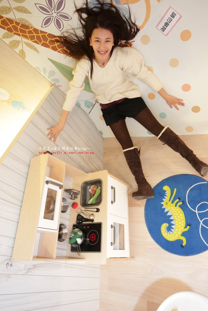 台北華山顛倒屋