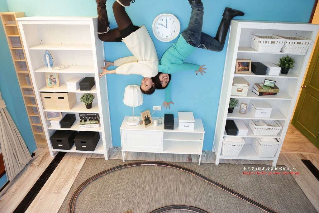 台北華山顛倒屋