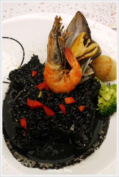 Caffè Rody主題餐廳：Caffè Rody主題餐廳‧全球第一間跳跳馬主題餐廳