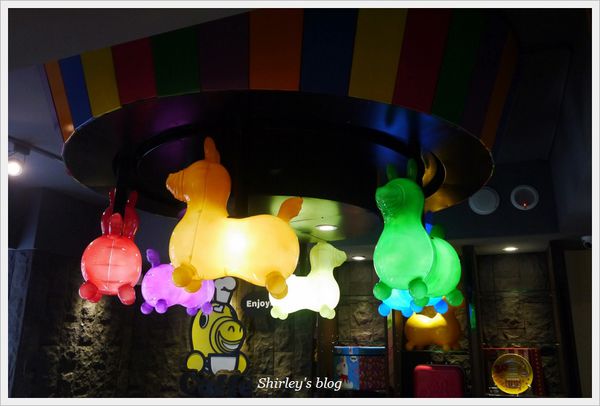 Caffè Rody主題餐廳：Caffè Rody主題餐廳‧全球第一間跳跳馬主題餐廳