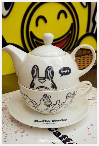 Caffè Rody主題餐廳：Caffè Rody主題餐廳‧全球第一間跳跳馬主題餐廳