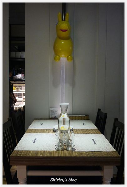 Caffè Rody主題餐廳：Caffè Rody主題餐廳‧全球第一間跳跳馬主題餐廳