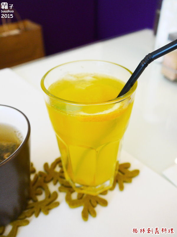 格林創義料理:格林創義料理,低調的義式餐館,五分熟雪花牛排香甜好吃,白酒蛤蠣義大利麵也超澎湃~