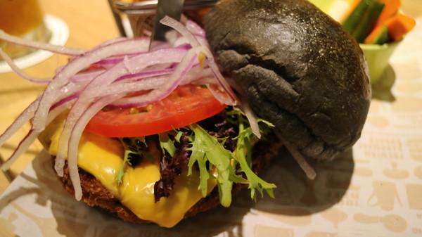 Fanier chef’s burger 費尼主廚漢堡(台北忠孝店):【台北美食】Fanier chef's burger 費尼主廚漢堡-台北忠孝店