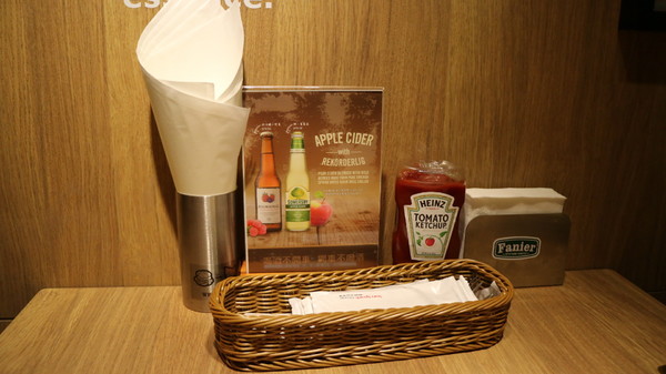 Fanier chef’s burger 費尼主廚漢堡(台北忠孝店):【台北美食】Fanier chef's burger 費尼主廚漢堡-台北忠孝店