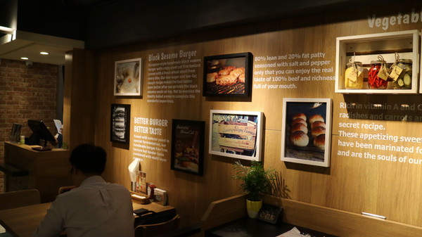 Fanier chef’s burger 費尼主廚漢堡(台北忠孝店):【台北美食】Fanier chef's burger 費尼主廚漢堡-台北忠孝店