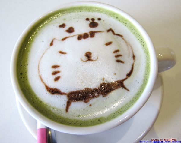 Curry+ Kitchen 誠欣廚房:(台南。安平區美食)『誠欣廚房 Curry+ Kitchen 』運河旁的 寵物友善餐廳。平價美味大份量的早午餐。鬆餅酥脆可口。自製果醬甜如蜜,看得到整顆草莓呢!