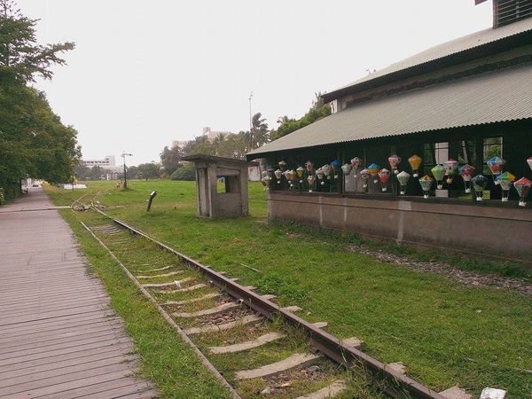 10723486_813057138715508_1829429249_n