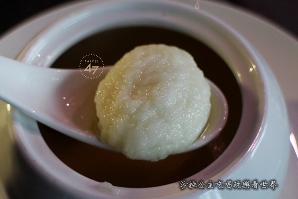 台北四七名人宴：重現失傳70年黑官膳『台北四七名人宴』微風信義