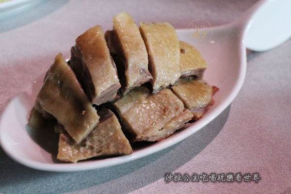 台北四七名人宴：重現失傳70年黑官膳『台北四七名人宴』微風信義