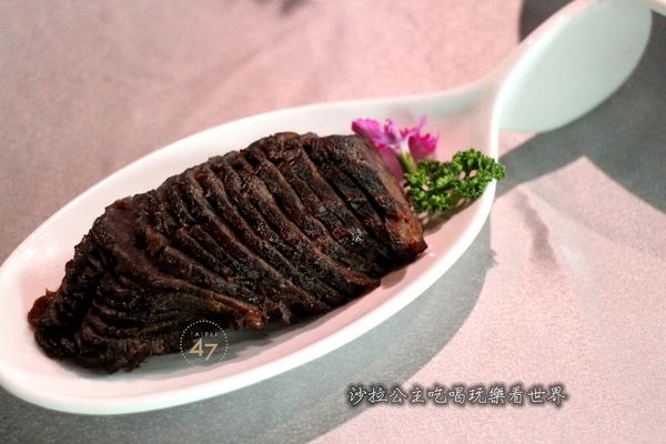 台北四七名人宴：重現失傳70年黑官膳『台北四七名人宴』微風信義