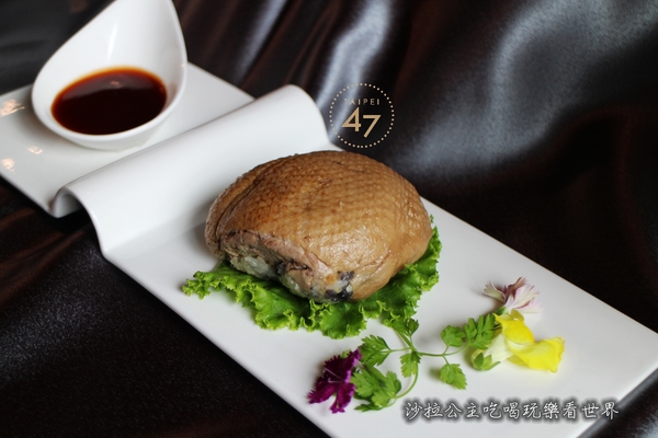 台北四七名人宴：重現失傳70年黑官膳『台北四七名人宴』微風信義