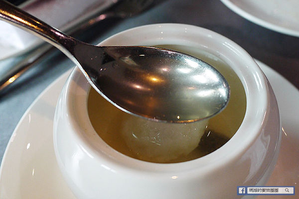 台北四七名人宴:◆台北微風信義。捷運市政府站【台北四七名人宴】民初盛宴極緻享受。宋美齡、張愛玲珍愛典藏名菜。星洲廚界教父黃清標&南京至尊廚王游海聯手來台獻藝