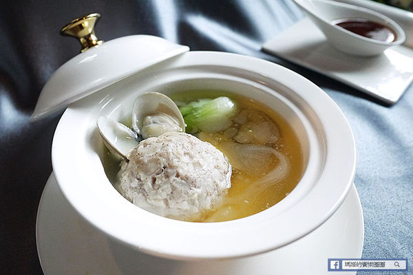 台北四七名人宴:◆台北微風信義。捷運市政府站【台北四七名人宴】民初盛宴極緻享受。宋美齡、張愛玲珍愛典藏名菜。星洲廚界教父黃清標&南京至尊廚王游海聯手來台獻藝