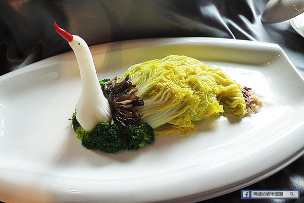 台北四七名人宴:◆台北微風信義。捷運市政府站【台北四七名人宴】民初盛宴極緻享受。宋美齡、張愛玲珍愛典藏名菜。星洲廚界教父黃清標&南京至尊廚王游海聯手來台獻藝