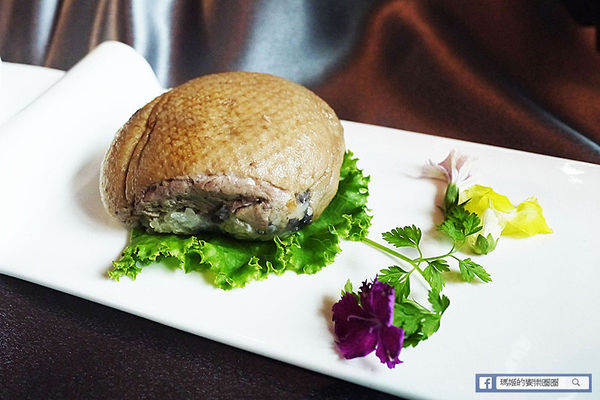 台北四七名人宴:◆台北微風信義。捷運市政府站【台北四七名人宴】民初盛宴極緻享受。宋美齡、張愛玲珍愛典藏名菜。星洲廚界教父黃清標&南京至尊廚王游海聯手來台獻藝