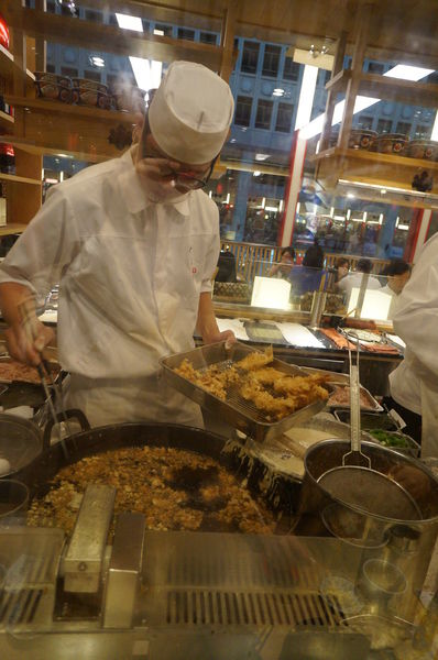 金子半之助:金子半之助 ♥ 日本天丼專賣店 ♥ 排隊人氣名店 ♥ 台北微風美食廣場