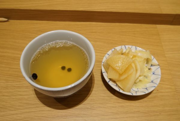 金子半之助:金子半之助 ♥ 日本天丼專賣店 ♥ 排隊人氣名店 ♥ 台北微風美食廣場