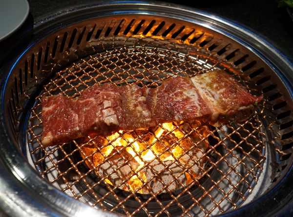 清潭洞韓式燒烤：清潭洞 ♥ 韓式燒烤 ♥ 台北東區 ♥ 試營運期間打卡85折 ♥ 有機會抽4MINTUE門票