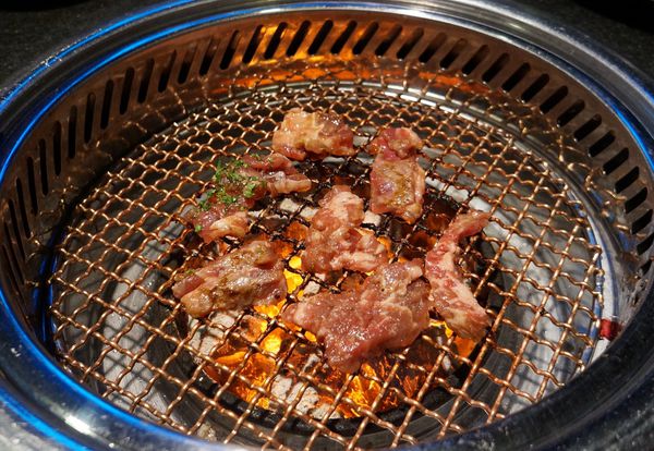 清潭洞韓式燒烤：清潭洞 ♥ 韓式燒烤 ♥ 台北東區 ♥ 試營運期間打卡85折 ♥ 有機會抽4MINTUE門票