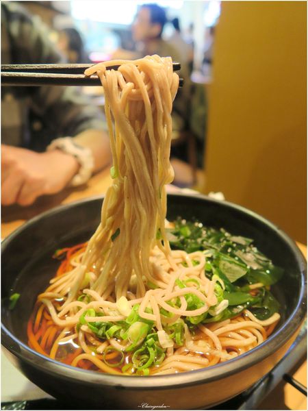 名代富士蕎麥麵(新光南西店)：台北 捷運中山站 名代富士蕎麥麵~平價蕎麥麵+丼飯一次享受