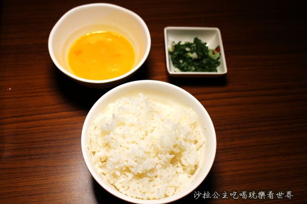 赤から鍋 Akakara(中山旗艦店)：日本名古屋甲羅餐飲集團最大的火鍋連鎖店『赤から鍋 Akakara(中山旗艦店)』台北中山火鍋