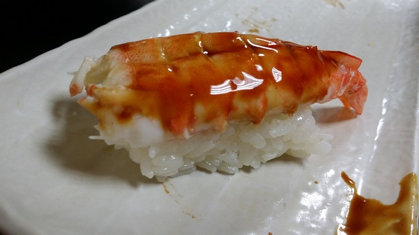 橘元日本料理:(胖樺食記)新北市永和橘元日本料理位居小巷CP值高。多人聚餐簡單一頓便飯物超所值。