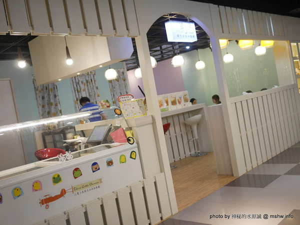 三隻小兔義式冰淇淋餐廳(台中老虎城店)：【食記】台中Three Little Bunnies GELATO RESTAURANT 三隻小兔義式冰淇淋餐廳-台中老虎城店@西屯老虎城-捷運BRT秋紅谷 : 用料實在, 健康取向的美味冰品! 糖尿病患者也可以安心吃
