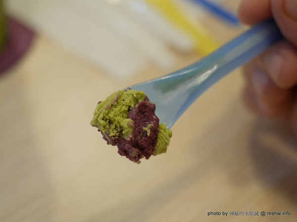 三隻小兔義式冰淇淋餐廳(台中老虎城店)：【食記】台中Three Little Bunnies GELATO RESTAURANT 三隻小兔義式冰淇淋餐廳-台中老虎城店@西屯老虎城-捷運BRT秋紅谷 : 用料實在, 健康取向的美味冰品! 糖尿病患者也可以安心吃