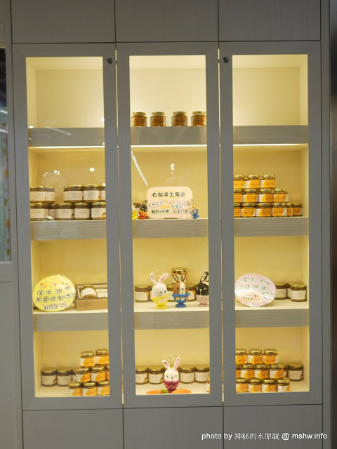 三隻小兔義式冰淇淋餐廳(台中老虎城店)：【食記】台中Three Little Bunnies GELATO RESTAURANT 三隻小兔義式冰淇淋餐廳-台中老虎城店@西屯老虎城-捷運BRT秋紅谷 : 用料實在, 健康取向的美味冰品! 糖尿病患者也可以安心吃