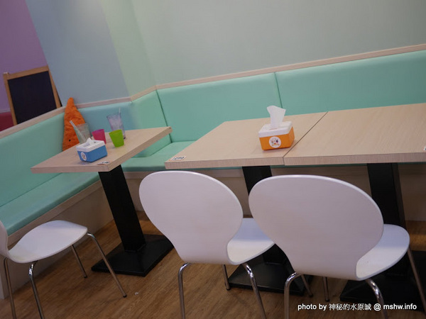 三隻小兔義式冰淇淋餐廳(台中老虎城店)：【食記】台中Three Little Bunnies GELATO RESTAURANT 三隻小兔義式冰淇淋餐廳-台中老虎城店@西屯老虎城-捷運BRT秋紅谷 : 用料實在, 健康取向的美味冰品! 糖尿病患者也可以安心吃