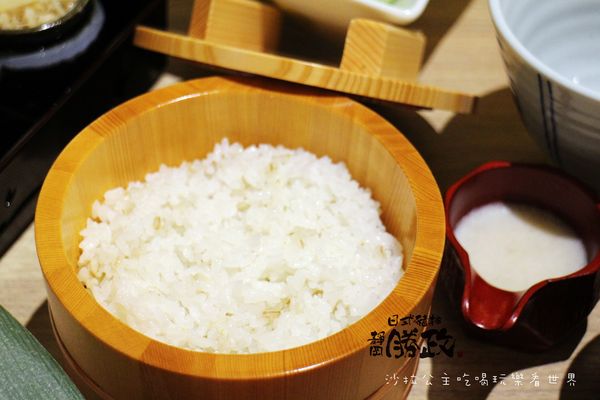 靜岡勝政日式豬排(板橋遠百FE21中山店)：排隊名店『靜岡勝政日式豬排』板橋遠百FE21中山店