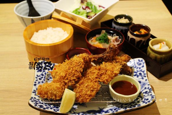 靜岡勝政日式豬排(板橋遠百FE21中山店)：排隊名店『靜岡勝政日式豬排』板橋遠百FE21中山店