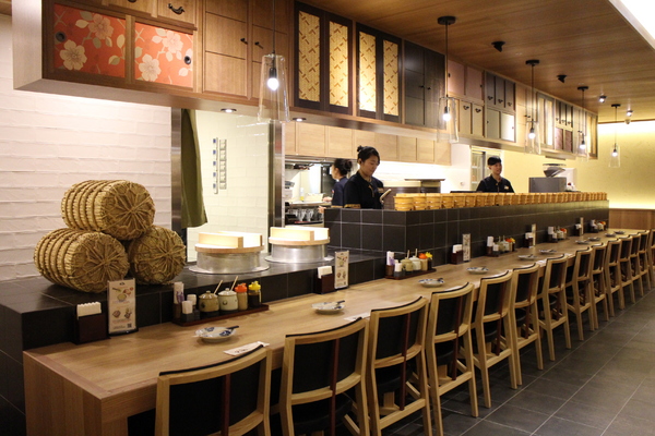 靜岡勝政日式豬排(板橋遠百FE21中山店)：排隊名店『靜岡勝政日式豬排』板橋遠百FE21中山店