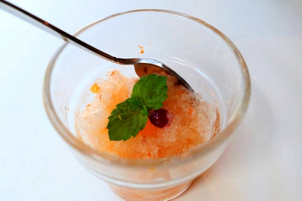 A-LI 阿理義式廚房：【新北市中和美食】A-LI 阿里義式廚房~新品季節限定辣花枝仙人掌義大利麵~在這包場約會求婚非常適合