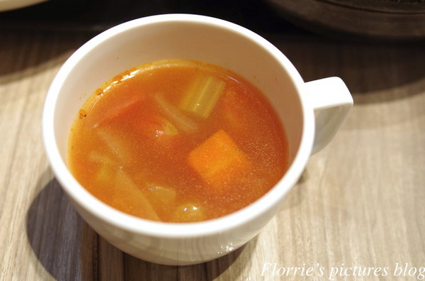 Danny's iPasta(新光三越新天地A4館)：信義區美食~Danny's iPasta 牛排教父的新品牌，來吃每日新鮮製作的義大利麵！