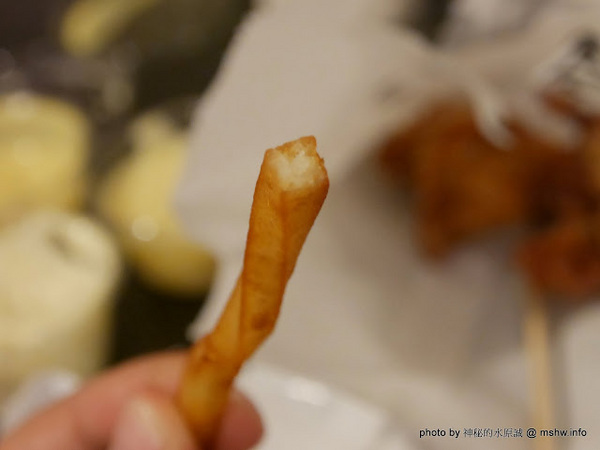 浪人炸雞：【食記】台北Rounin からあげ 浪人炸雞-丸龜名物-骨付鳥專賣店@中正博漢區相機街-捷運MRT台北車站 : 炸而不膩, 重口味的四國香川特產! 的確是還蠻好吃的呢!