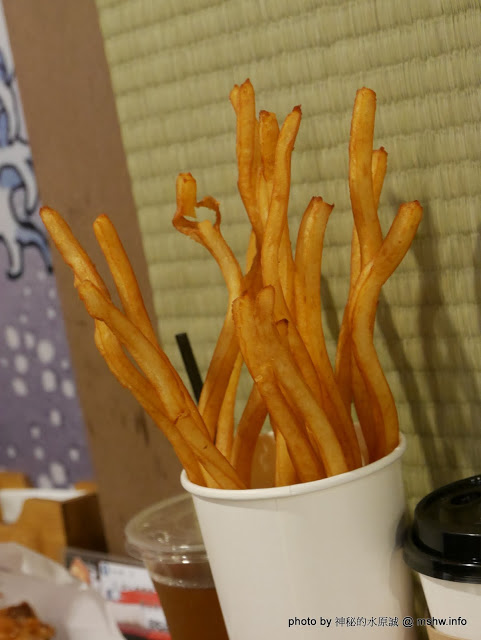 浪人炸雞：【食記】台北Rounin からあげ 浪人炸雞-丸龜名物-骨付鳥專賣店@中正博漢區相機街-捷運MRT台北車站 : 炸而不膩, 重口味的四國香川特產! 的確是還蠻好吃的呢!