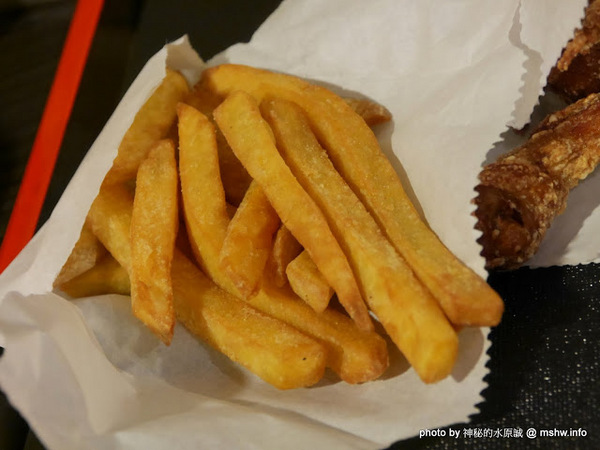 浪人炸雞：【食記】台北Rounin からあげ 浪人炸雞-丸龜名物-骨付鳥專賣店@中正博漢區相機街-捷運MRT台北車站 : 炸而不膩, 重口味的四國香川特產! 的確是還蠻好吃的呢!