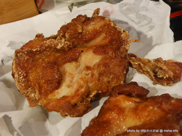 浪人炸雞：【食記】台北Rounin からあげ 浪人炸雞-丸龜名物-骨付鳥專賣店@中正博漢區相機街-捷運MRT台北車站 : 炸而不膩, 重口味的四國香川特產! 的確是還蠻好吃的呢!