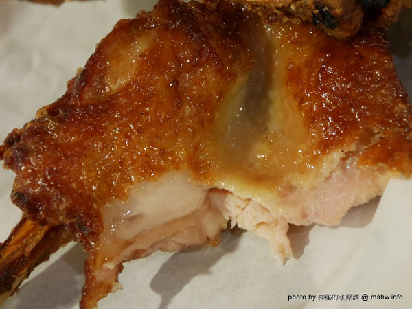 浪人炸雞：【食記】台北Rounin からあげ 浪人炸雞-丸龜名物-骨付鳥專賣店@中正博漢區相機街-捷運MRT台北車站 : 炸而不膩, 重口味的四國香川特產! 的確是還蠻好吃的呢!