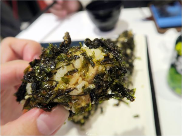 縫隙拉麵 Teumsae(台灣一號店):台北 捷運忠孝復興站 縫隙拉麵~韓國第一品牌拉麵。溫柔的醜八怪小拳