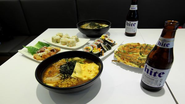 【台北韓式】【北捷忠孝復興站】TEUMSAE 縫隙拉麵-韓國第一品牌拉麵．泡菜冰淇淋/拉麵/捷運忠孝復興站