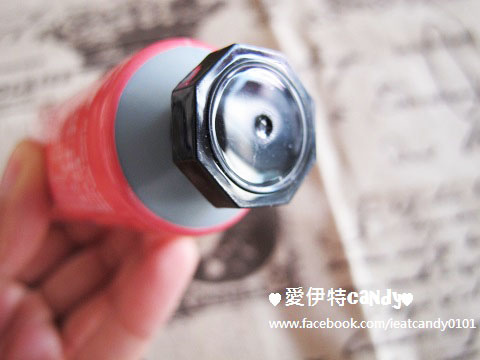 水也 Suie柔嫩保濕手護組(護手霜)：『護手保養_水也suie』冬天別再當乾妹妹啦~讓自己變成纖纖玉手吧！