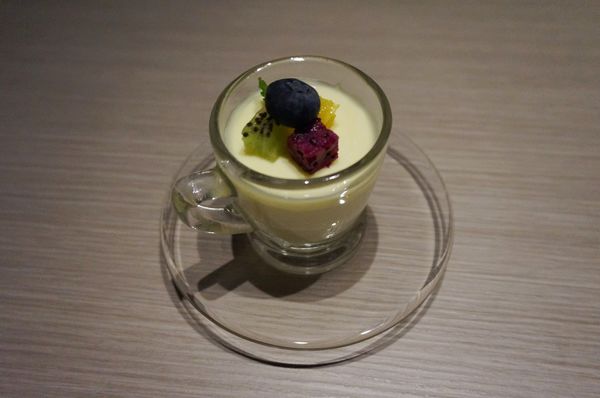 One Restaurant & Lounge：[忠孝復興] One Restaurant & Lounge :精緻質感東南亞料理 vs 風味調酒